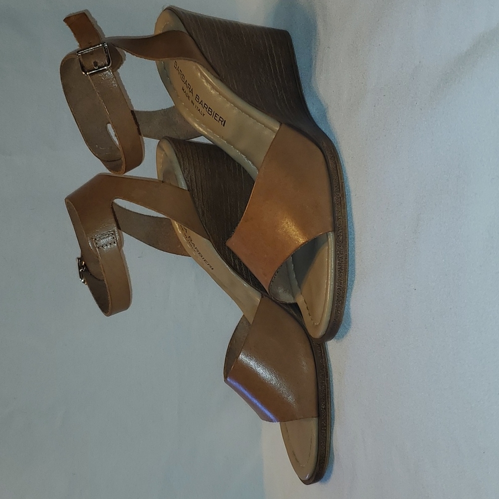 Italian Leather Barbara Barbieri Tan Wedges